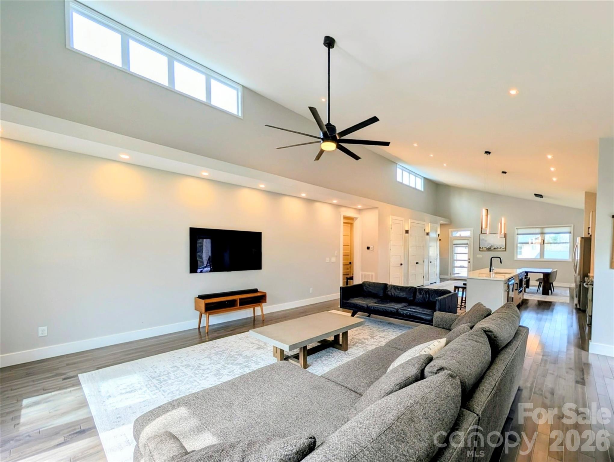 206 Flathouse Drive Asheville NC 28804