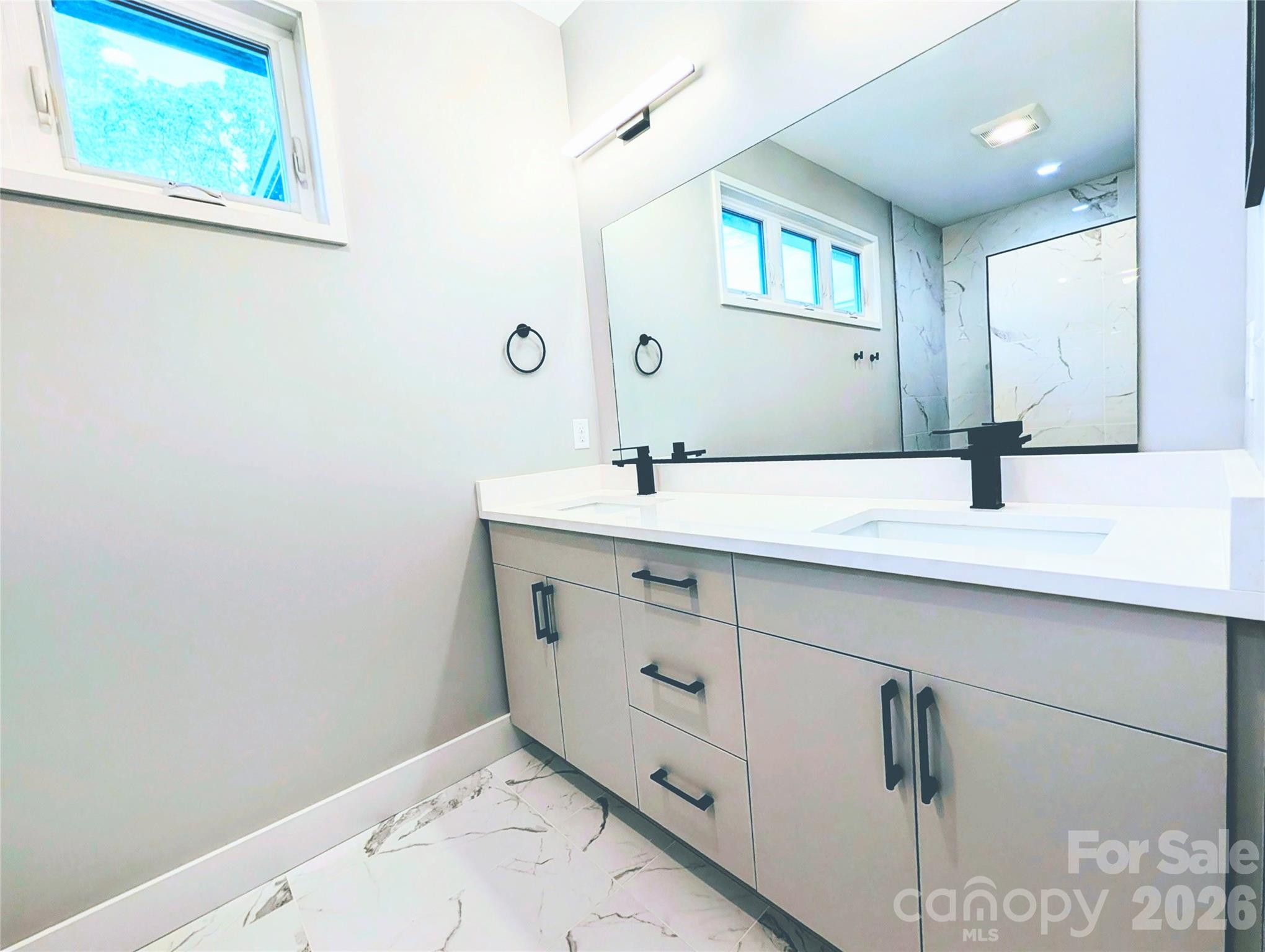 206 Flathouse Drive Asheville NC 28804