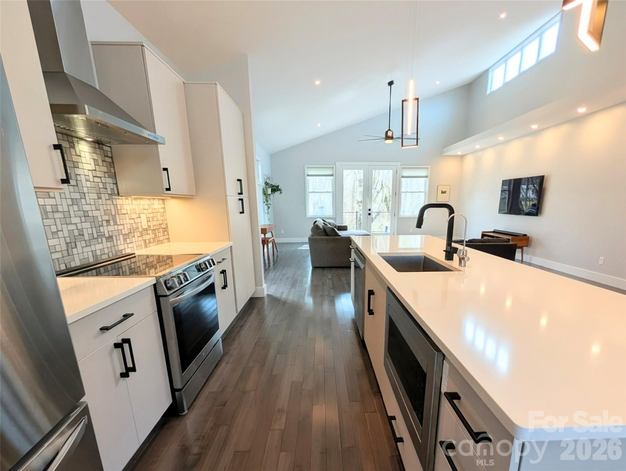 206 Flathouse Drive Asheville NC 28804