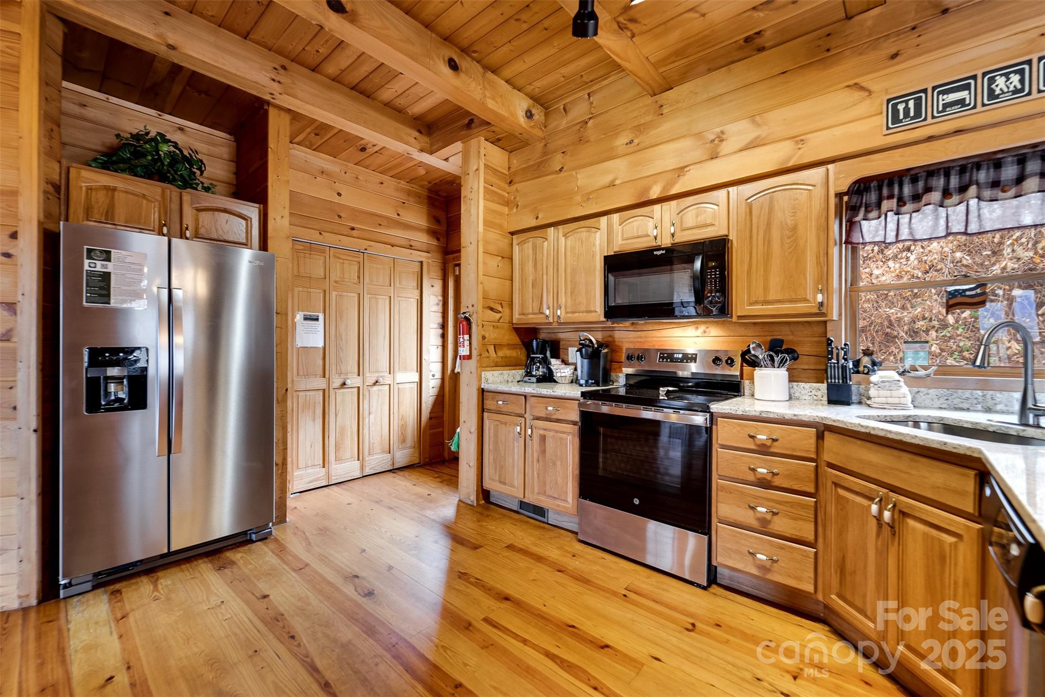 561 Signal Ridge Sylva NC 28779