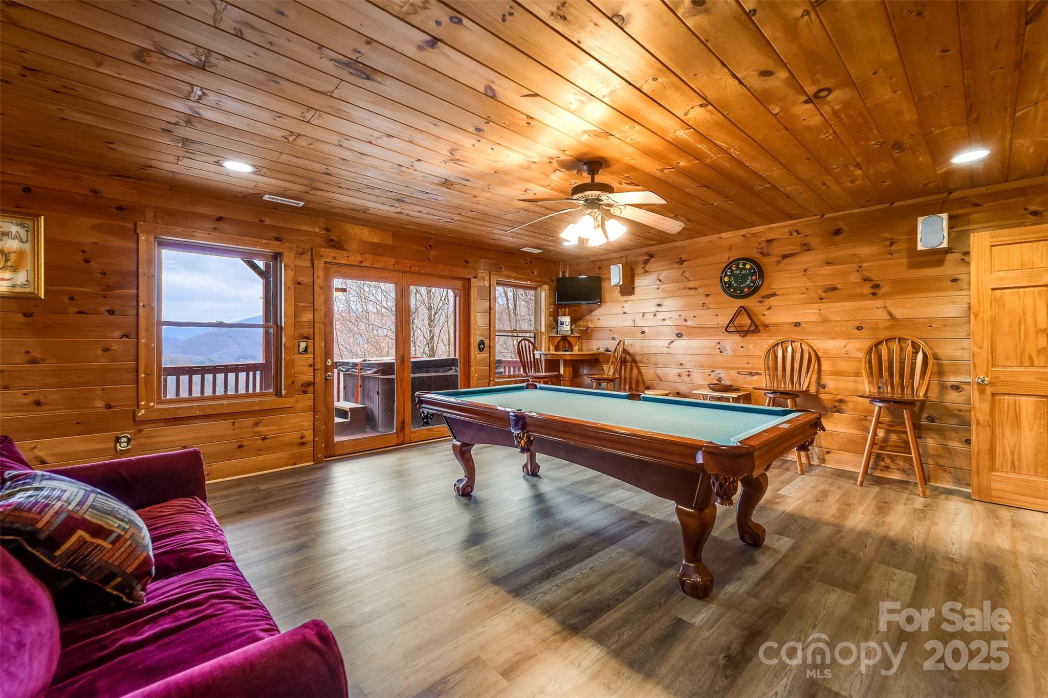 561 Signal Ridge Sylva NC 28779