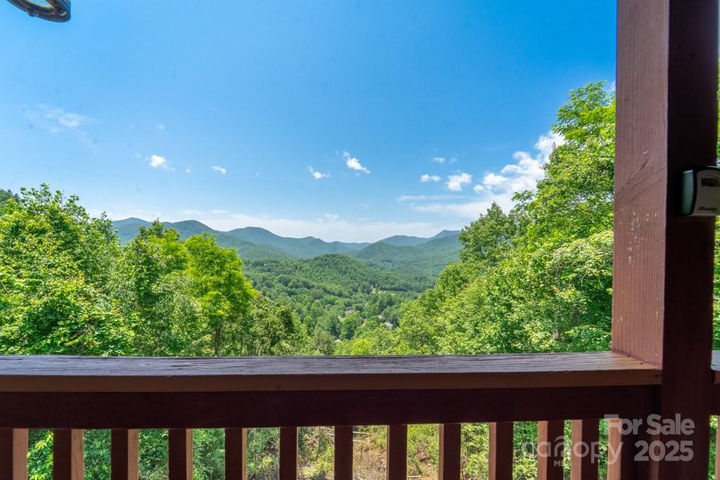 561 Signal Ridge Sylva NC 28779