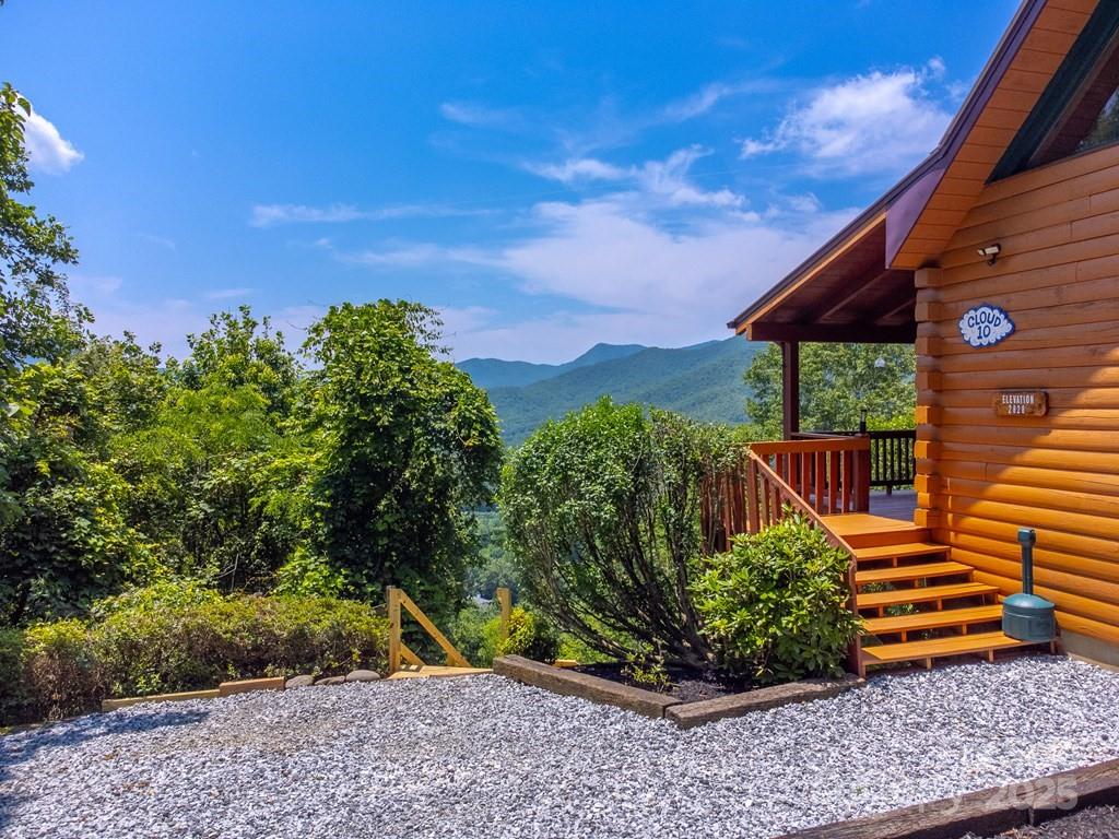 561 Signal Ridge Sylva NC 28779