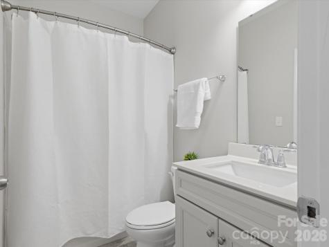 3297 Lock Erne Avenue Kannapolis NC 28081