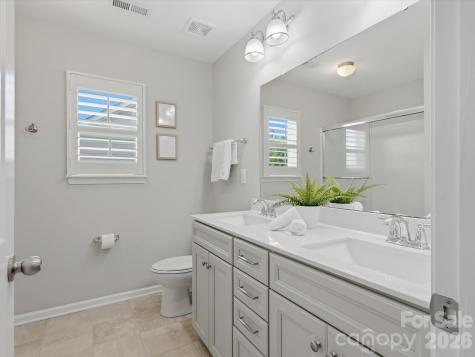 3297 Lock Erne Avenue Kannapolis NC 28081
