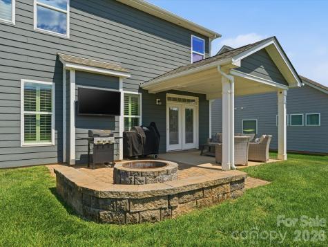 3297 Lock Erne Avenue Kannapolis NC 28081