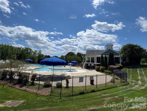 3297 Lock Erne Avenue Kannapolis NC 28081