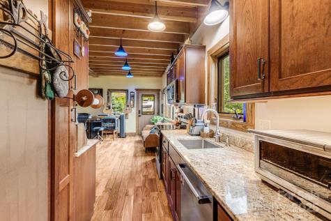 43 Dillingham Estates Trail Swannanoa NC 28778