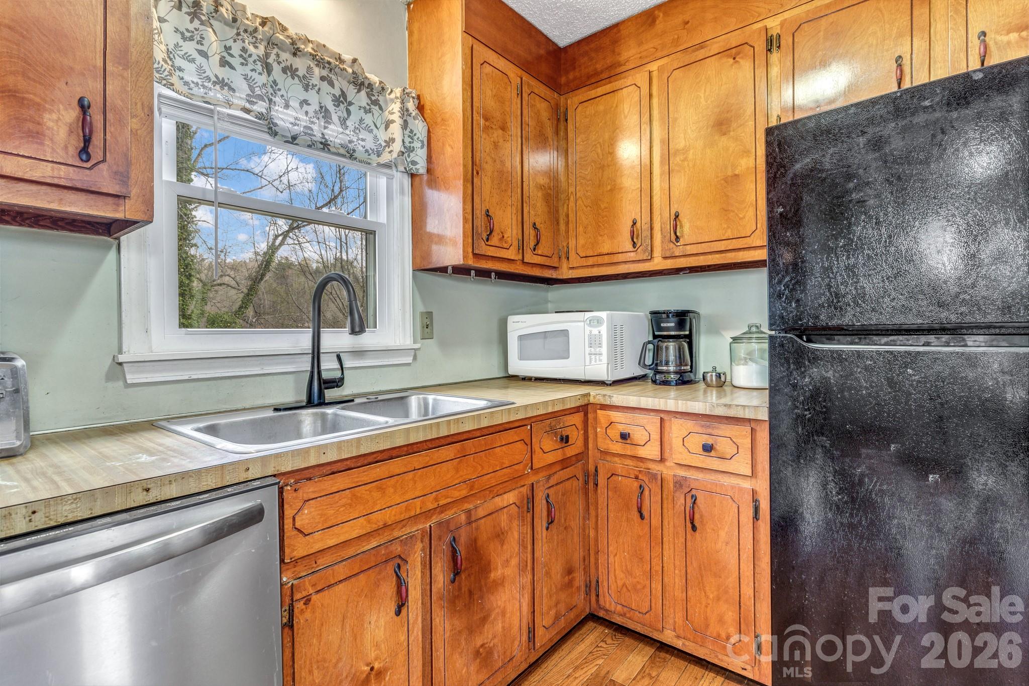 251 Reid Street Marion NC 28752