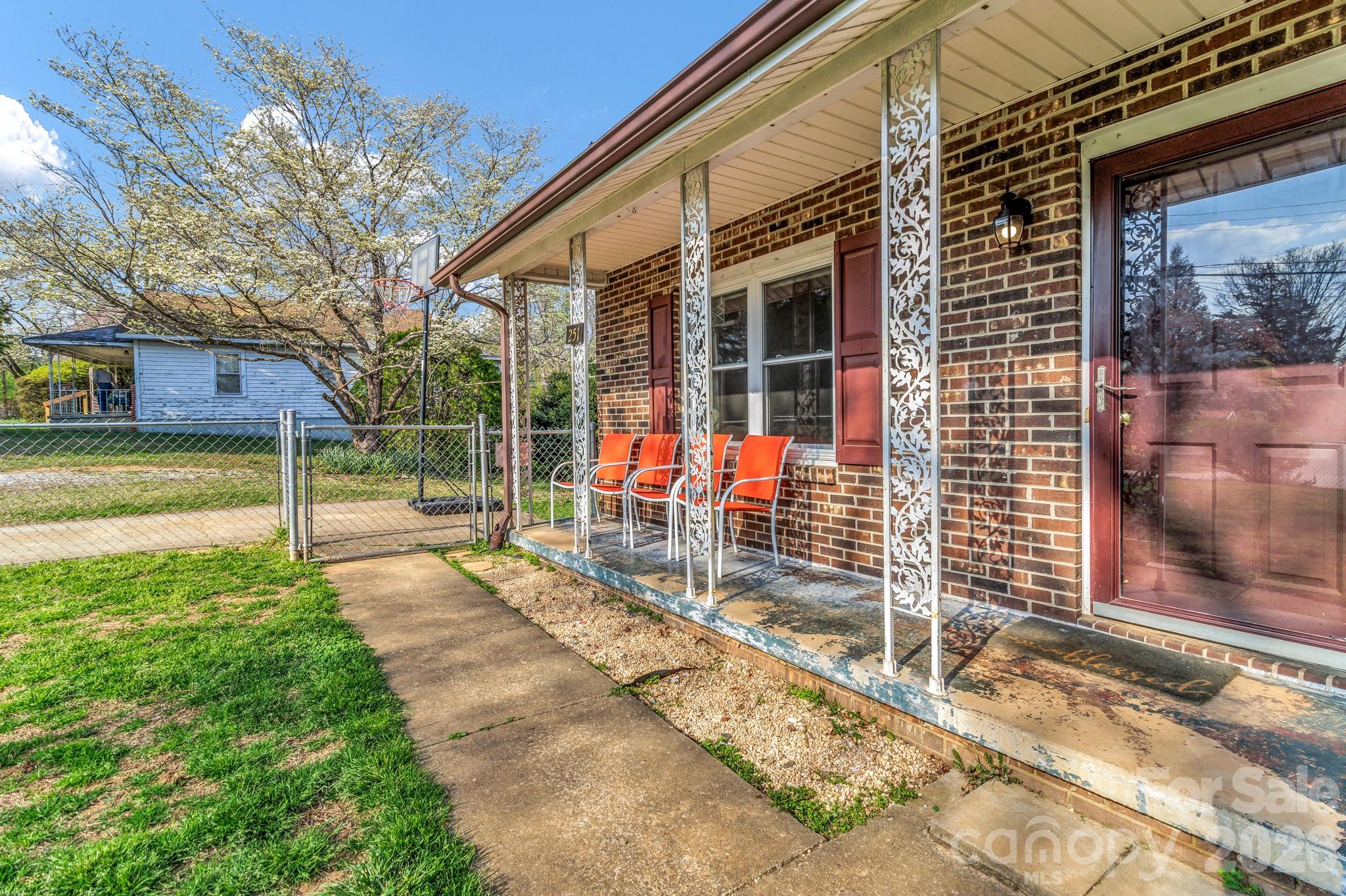 251 Reid Street Marion NC 28752