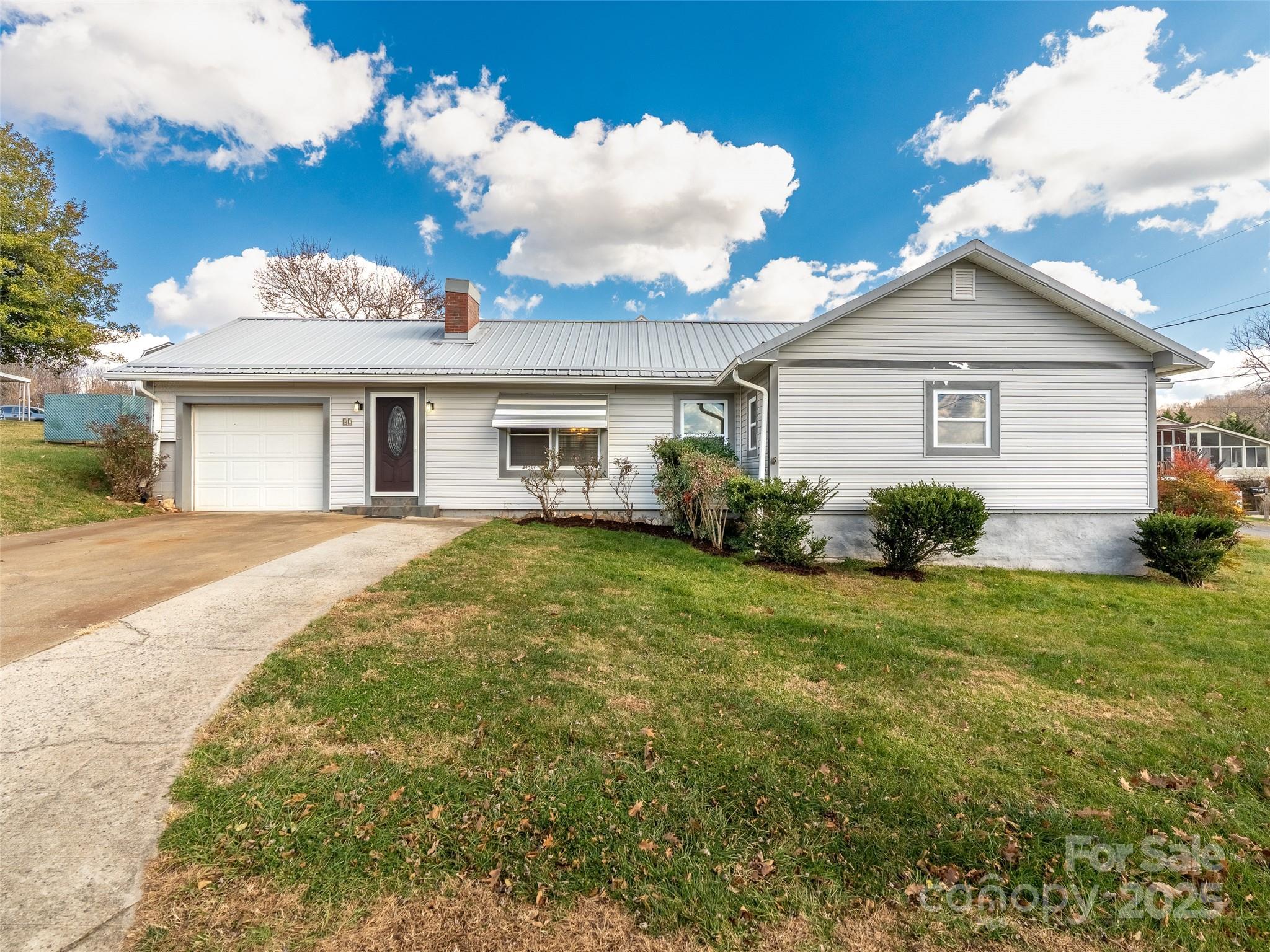 82 Morgan Street Canton NC 28716