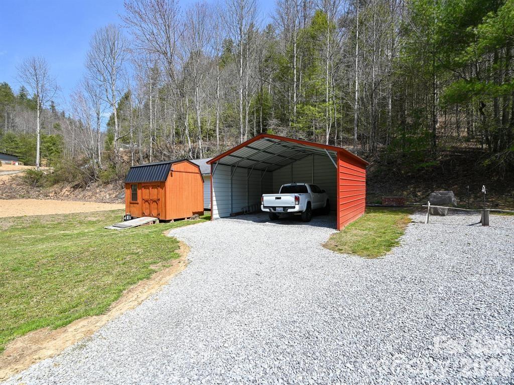 7530 Nc 208 Highway Marshall NC 28753