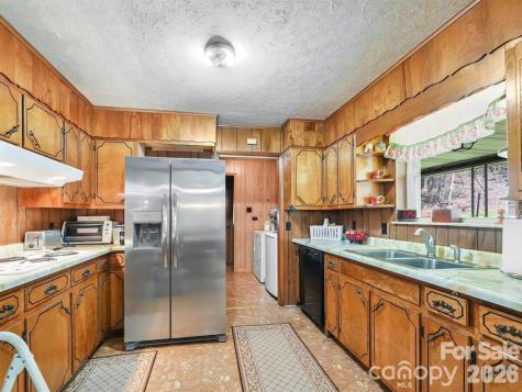 7530 Nc 208 Highway Marshall NC 28753