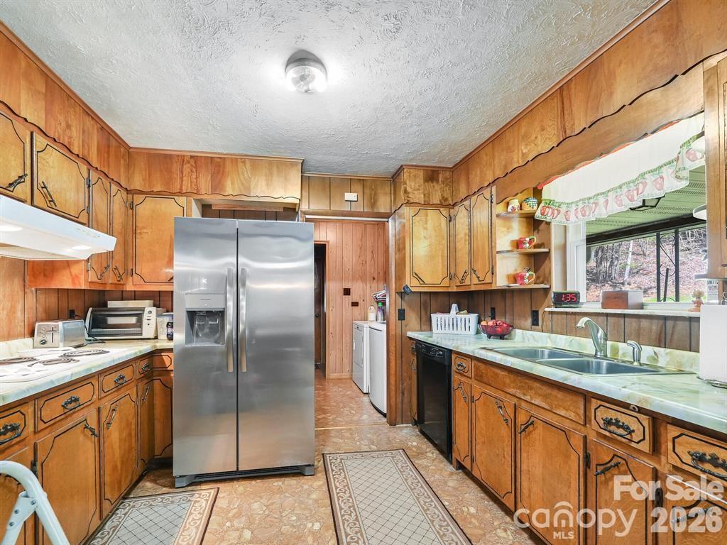 7530 Nc 208 Highway Marshall NC 28753