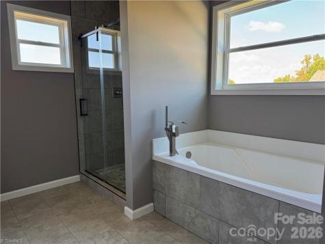 130 Oak Pointe Lane Wilkesboro NC 28697