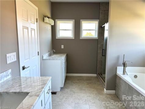 130 Oak Pointe Lane Wilkesboro NC 28697