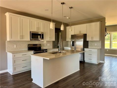 130 Oak Pointe Lane Wilkesboro NC 28697