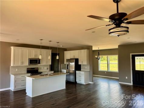 130 Oak Pointe Lane Wilkesboro NC 28697