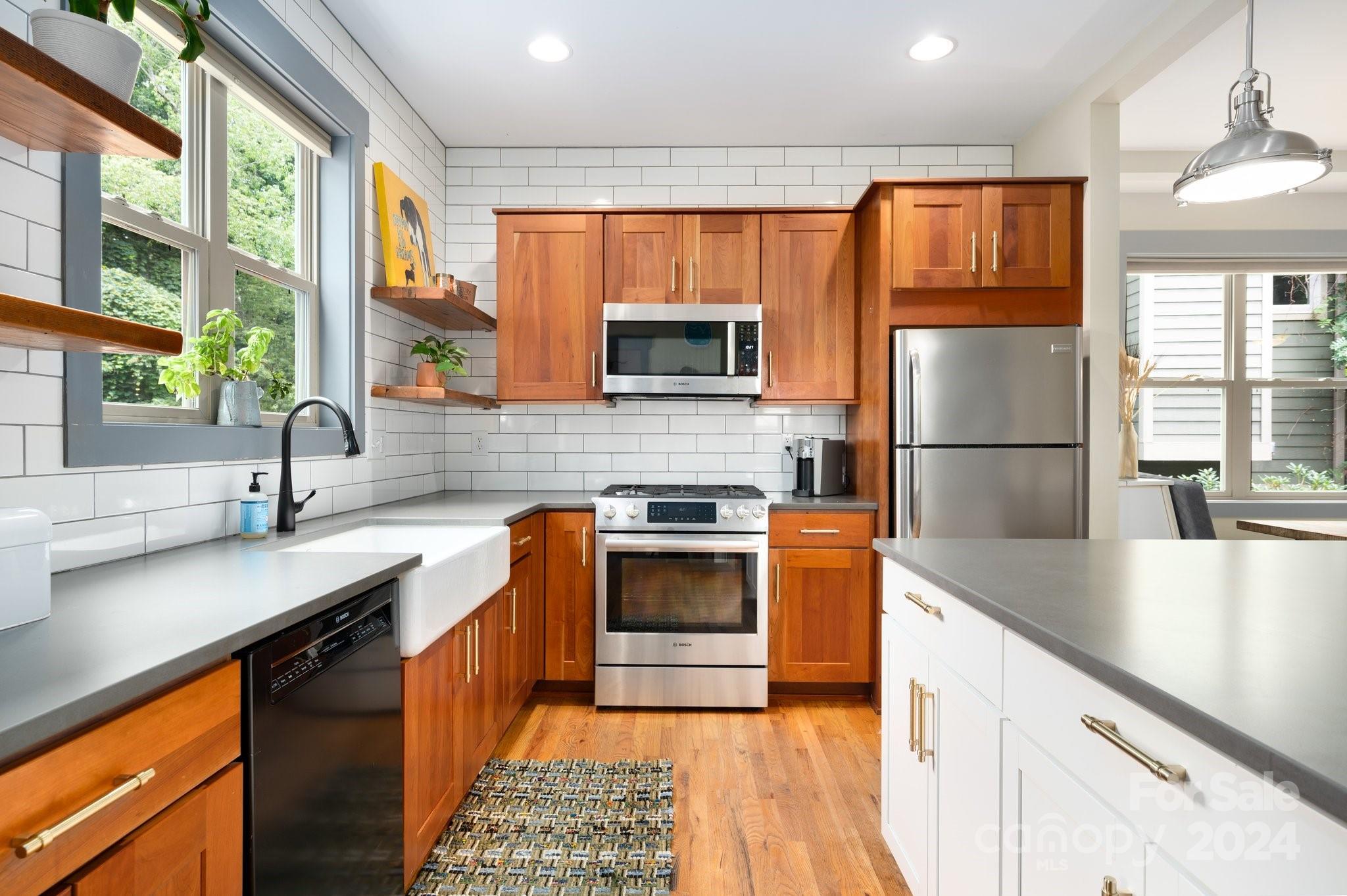 52 Houston Street Asheville NC 28801