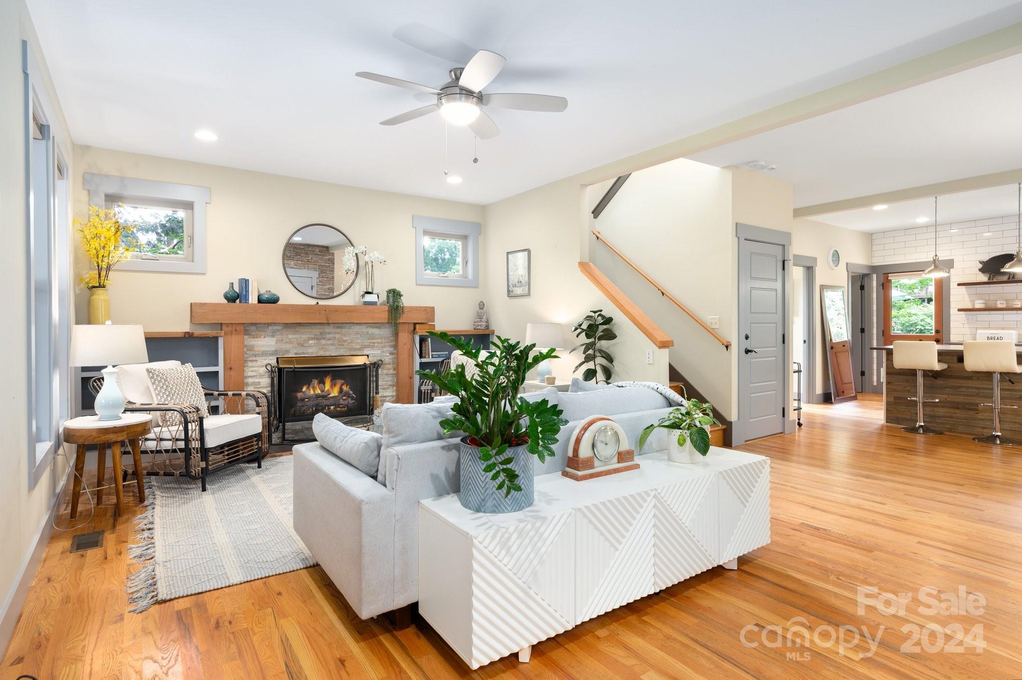 52 Houston Street Asheville NC 28801