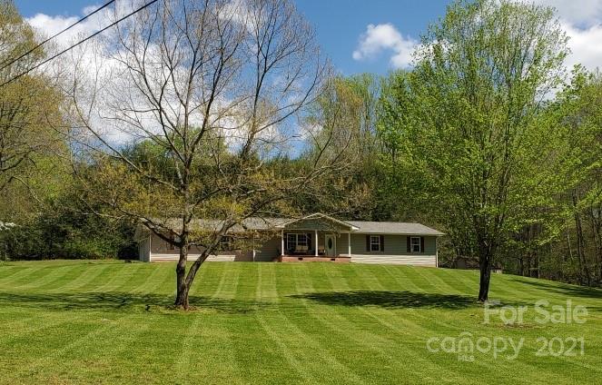 412 Hughes Road Bakersville NC 28705