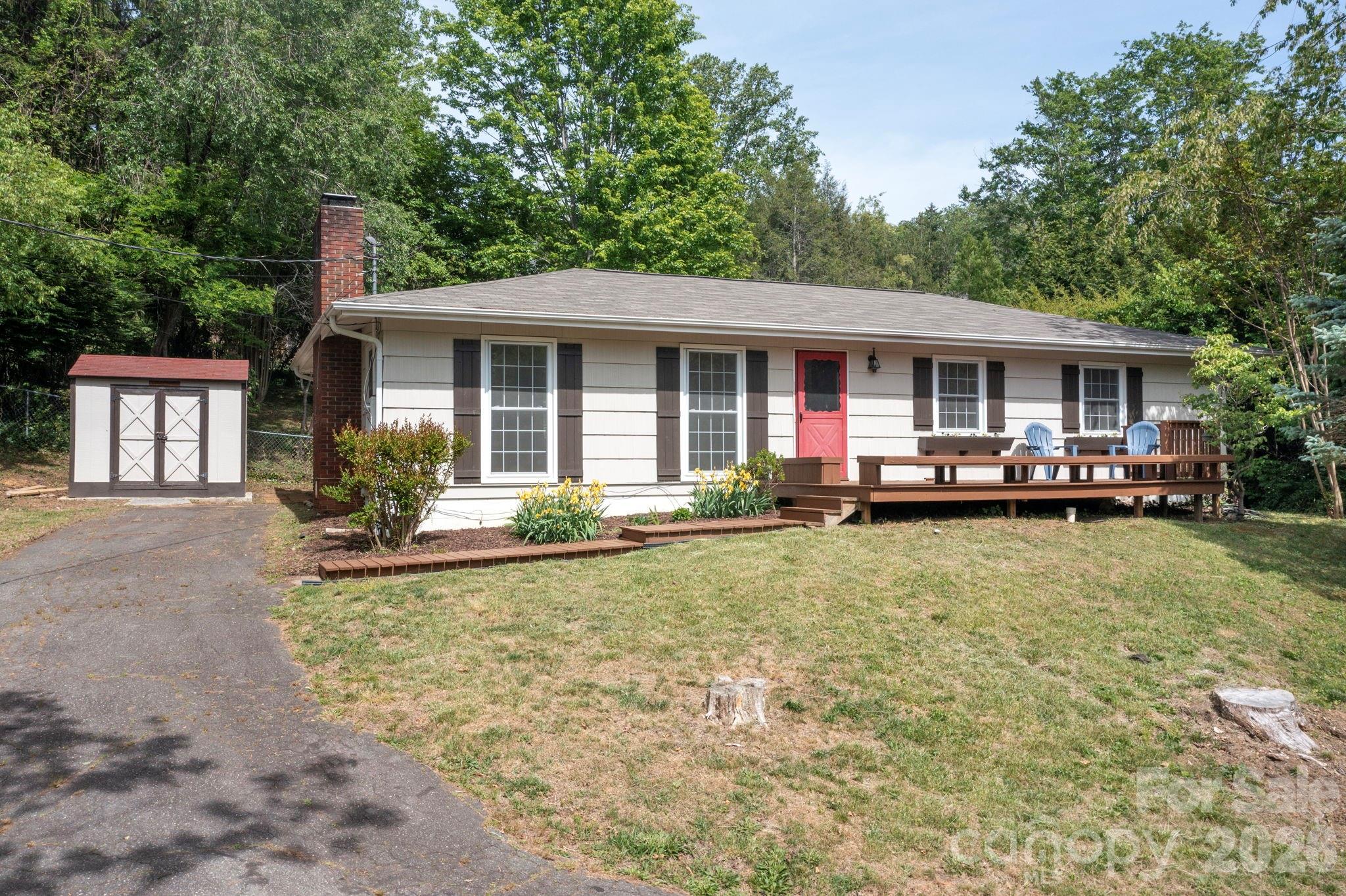 34 Wolfe Cove Road Asheville NC 28804