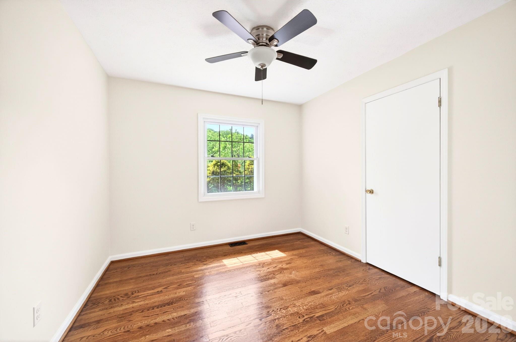 34 Wolfe Cove Road Asheville NC 28804