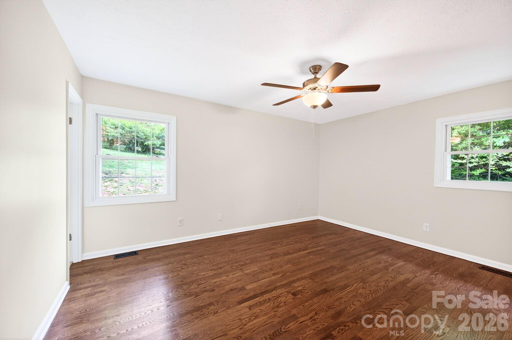 34 Wolfe Cove Road Asheville NC 28804