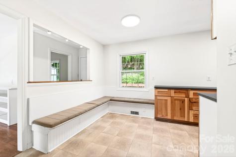 34 Wolfe Cove Road Asheville NC 28804