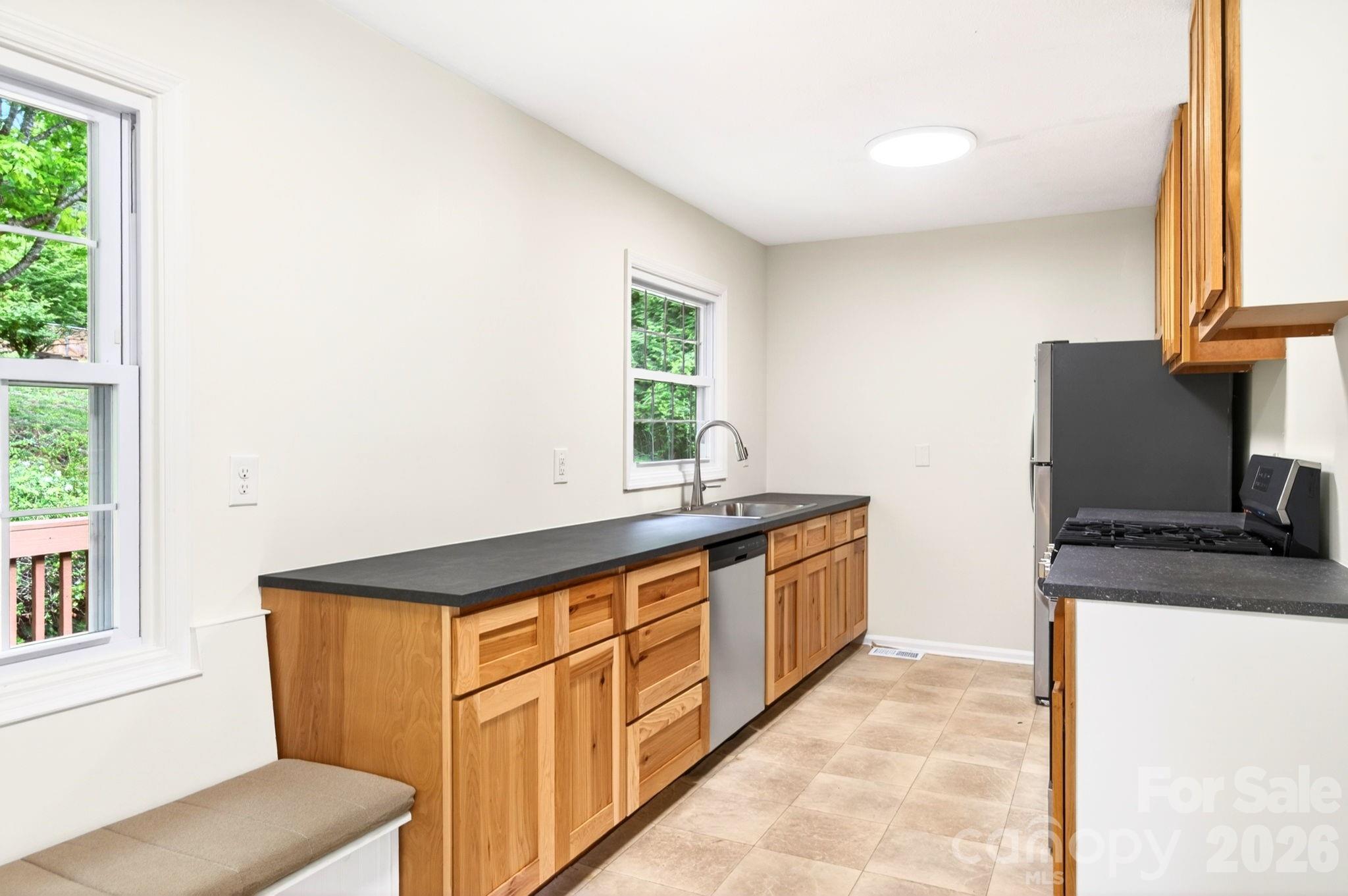 34 Wolfe Cove Road Asheville NC 28804