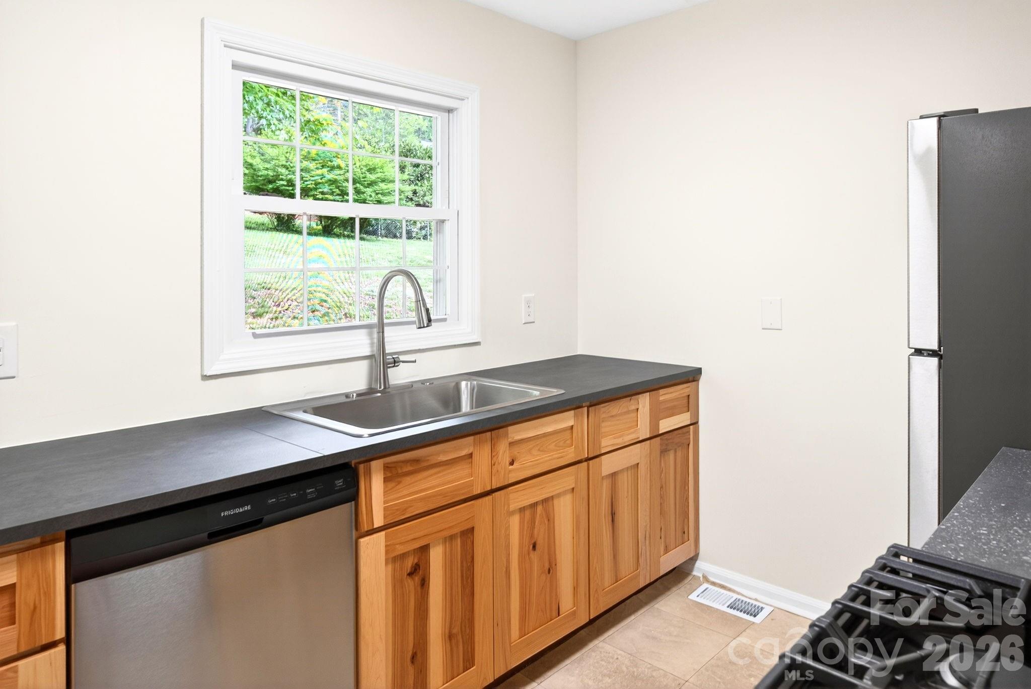 34 Wolfe Cove Road Asheville NC 28804