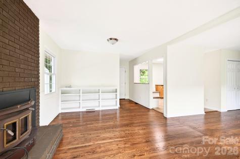 34 Wolfe Cove Road Asheville NC 28804