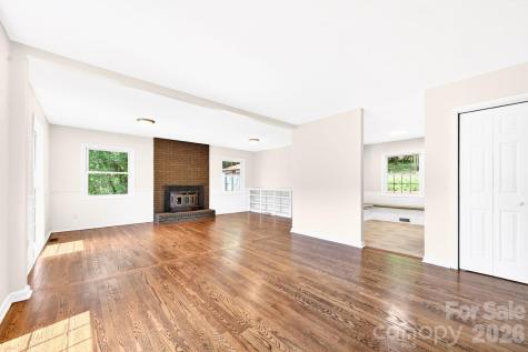 34 Wolfe Cove Road Asheville NC 28804