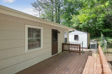 34 Wolfe Cove Road Asheville NC 28804