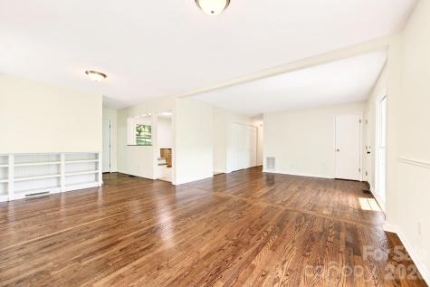34 Wolfe Cove Road Asheville NC 28804