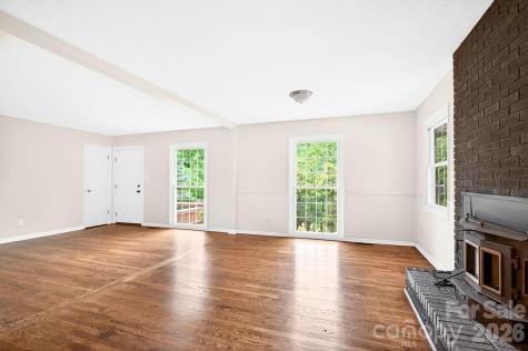 34 Wolfe Cove Road Asheville NC 28804
