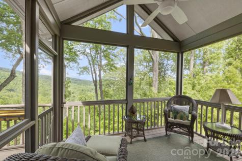 8 Spring Ridge Lane Hendersonville NC 28739