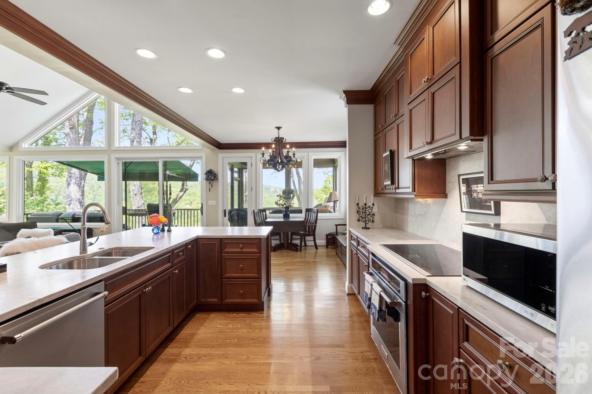 8 Spring Ridge Lane Hendersonville NC 28739