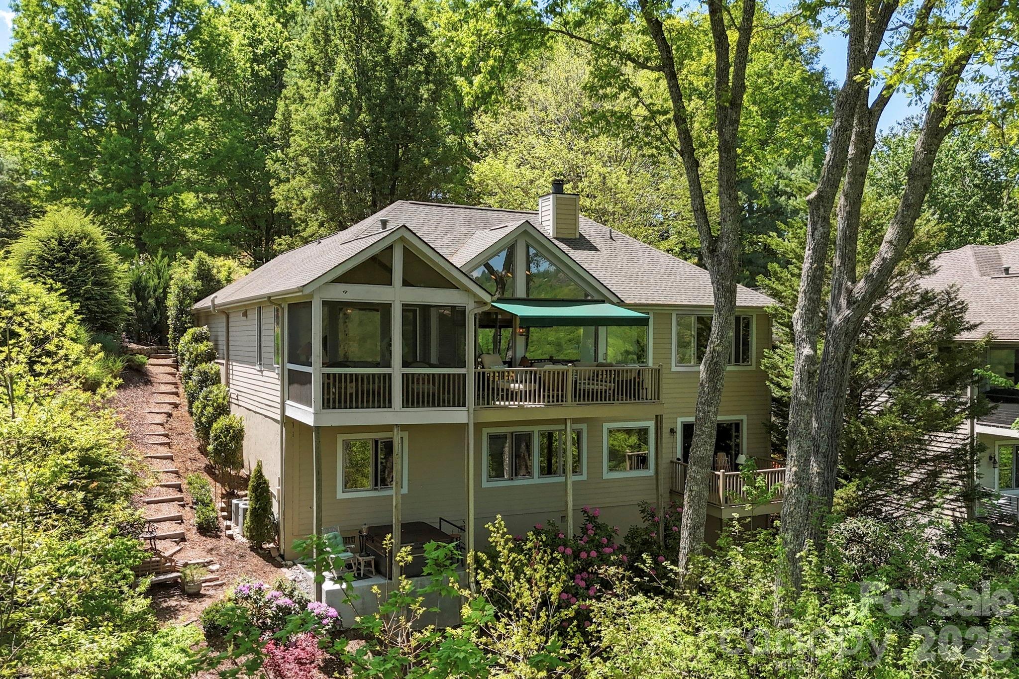 8 Spring Ridge Lane Hendersonville NC 28739