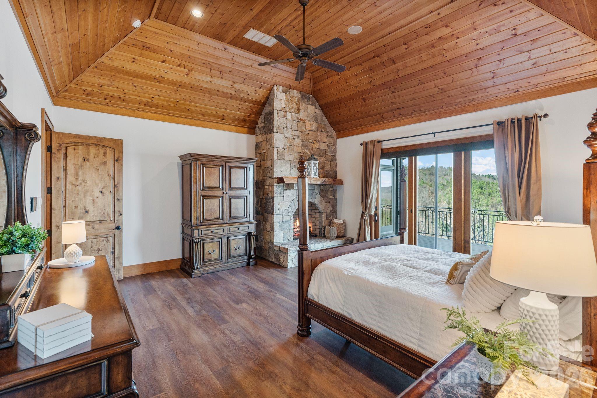 2054 Reynolds Parkway Boone NC 28607