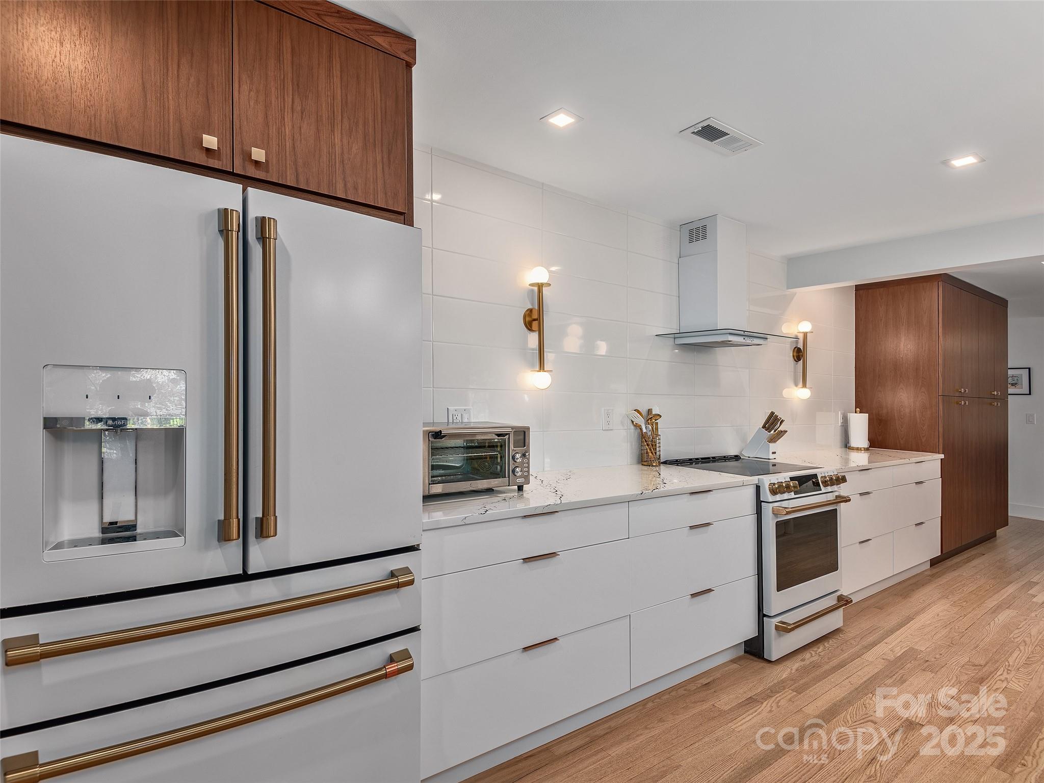 51 & 61 Rice Branch Road Asheville NC 28804