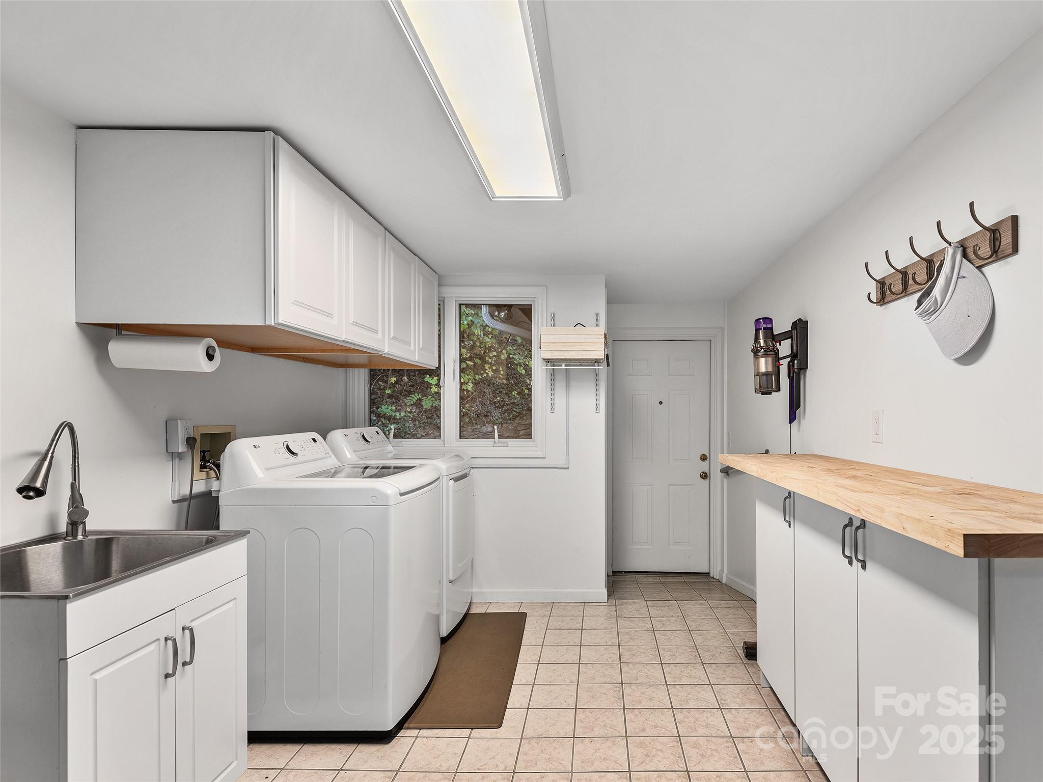 51 & 61 Rice Branch Road Asheville NC 28804