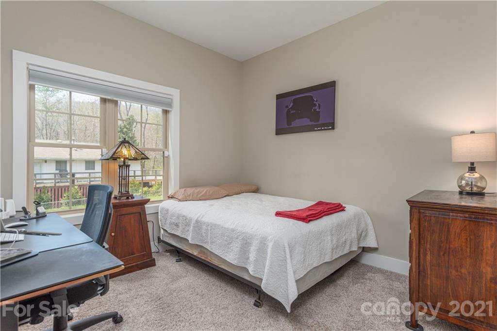 45 Manchester Drive Asheville NC 28805