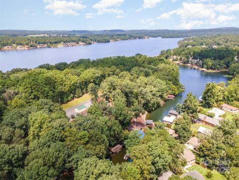 494 Deerfield Road Mount Gilead NC 27306
