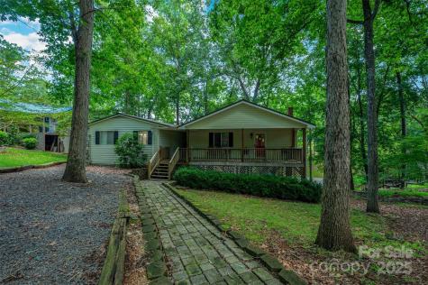 494 Deerfield Road Mount Gilead NC 27306