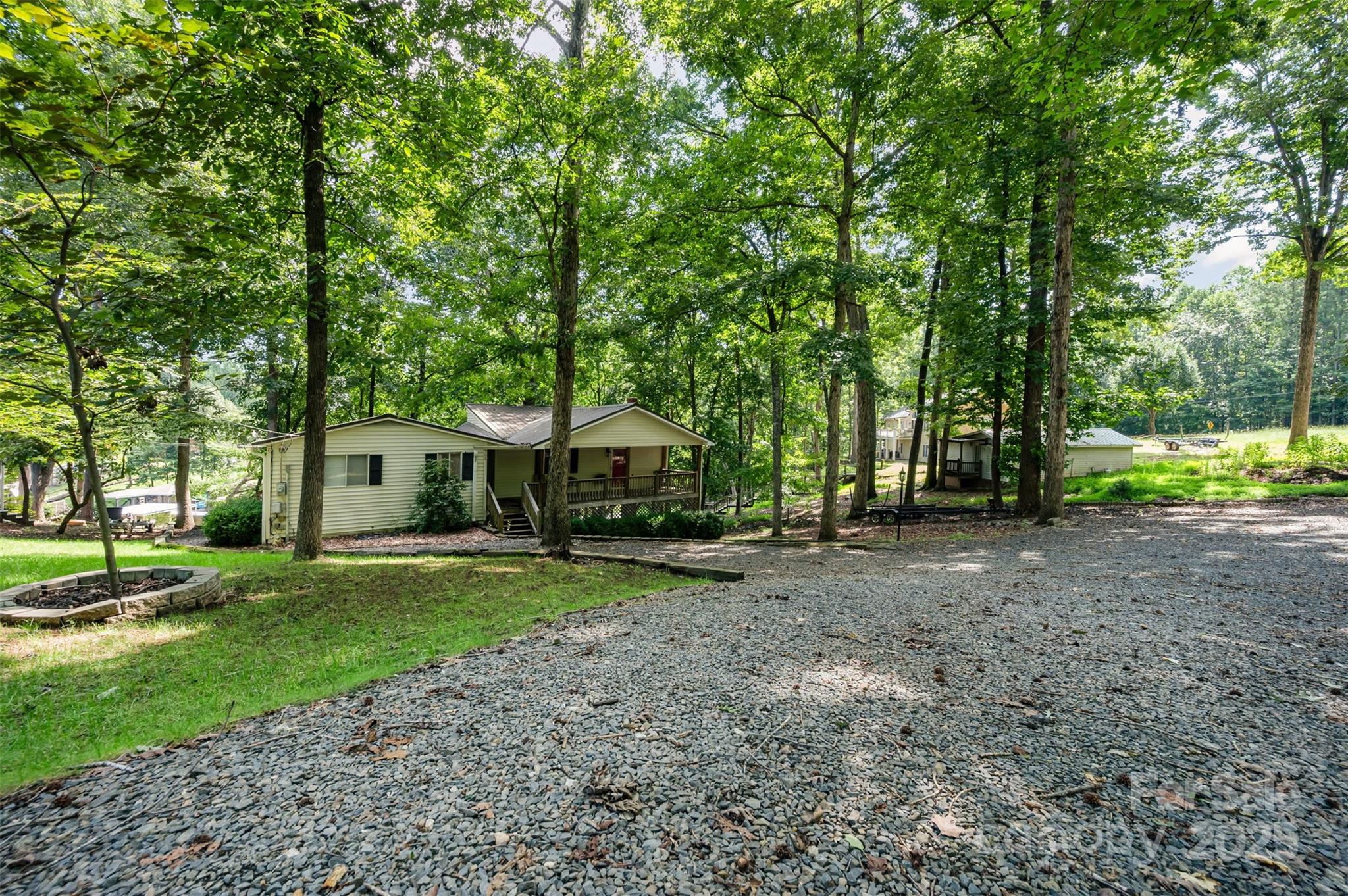 494 Deerfield Road Mount Gilead NC 27306
