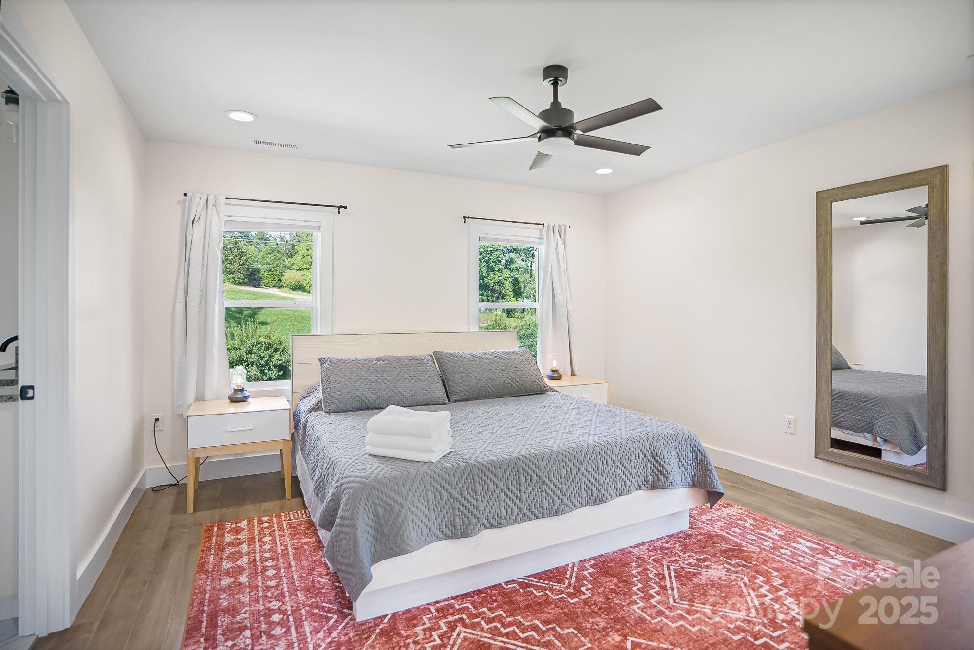 8 Green Tree Lane Asheville NC 28805