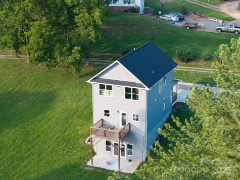 8 Green Tree Lane Asheville NC 28805