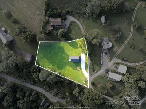 8 Green Tree Lane Asheville NC 28805