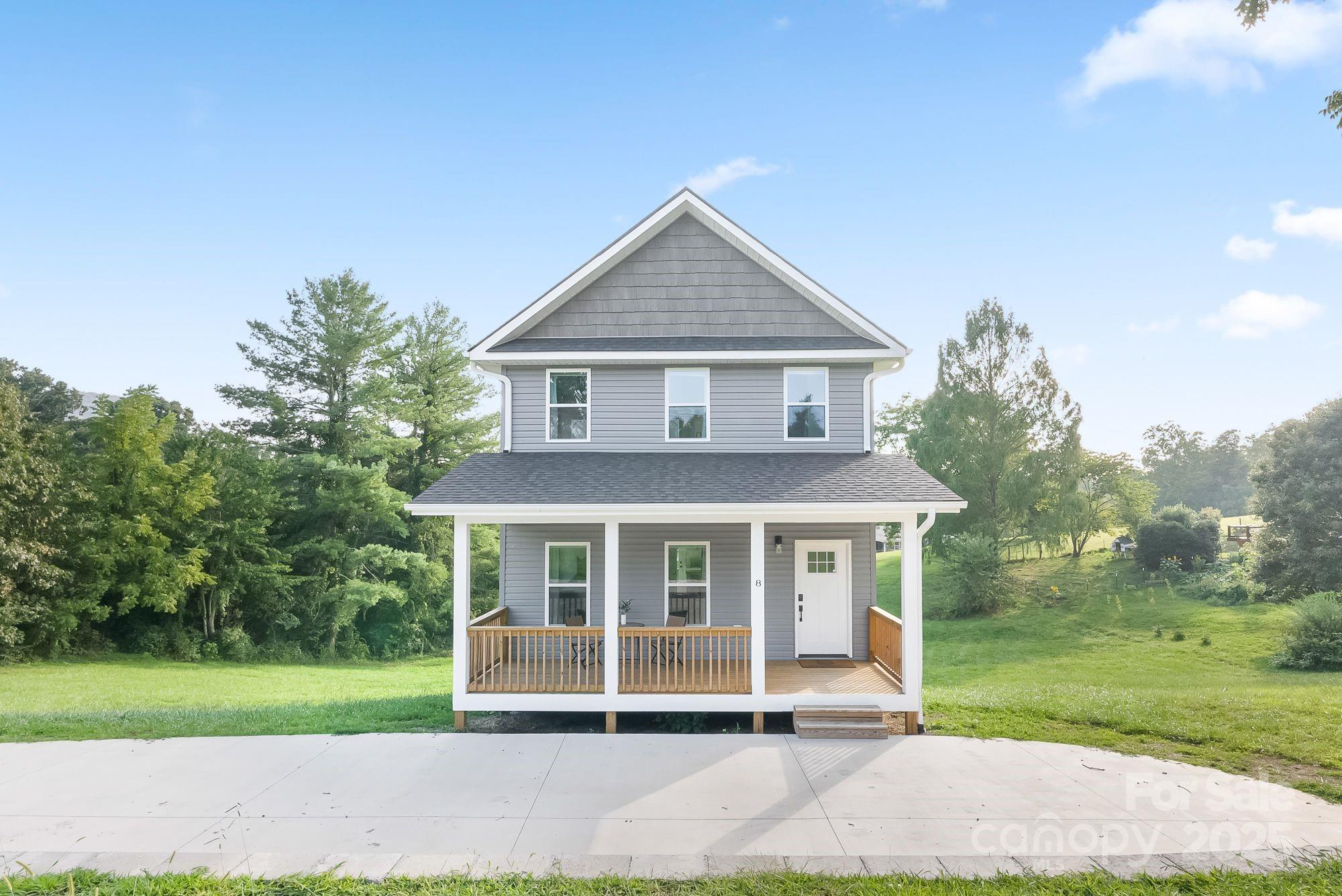 8 Green Tree Lane Asheville NC 28805